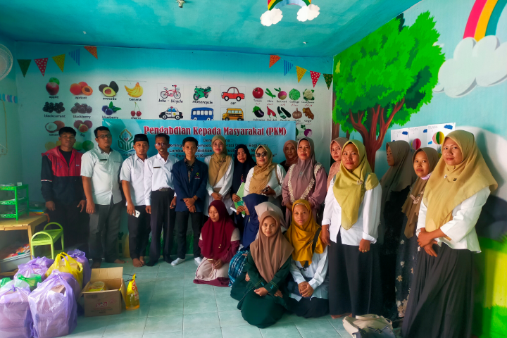 Bekali Guru Hadapi Era Digital, Dosen MPI UIN Madura Gelar Pelatihan Konten Edukatif di SDI Bustanuddin